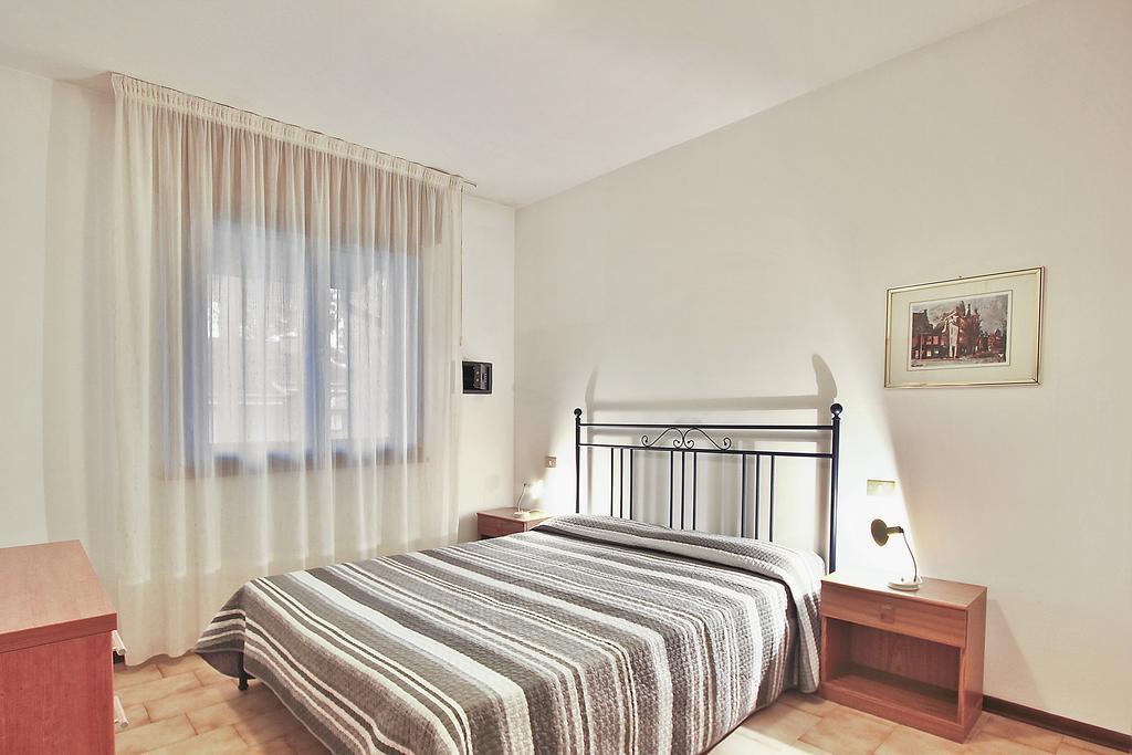 Villa Renata Линяно Сабиадоро Стая снимка